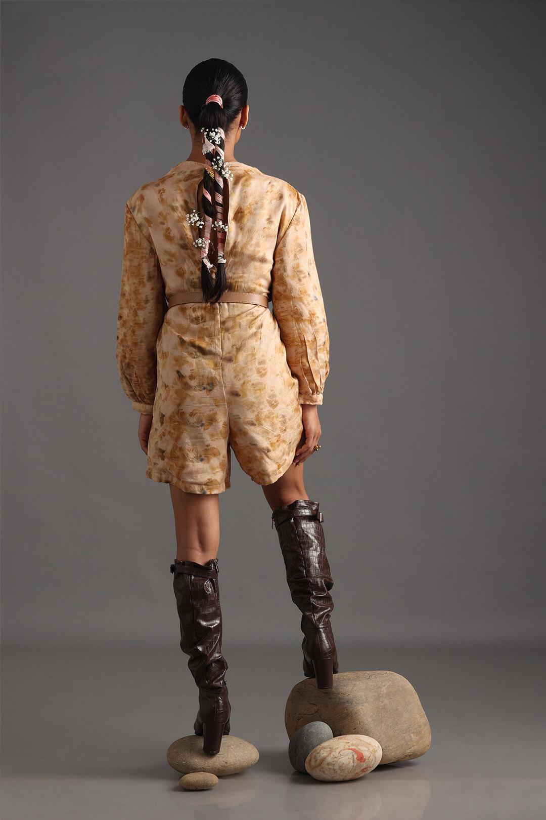 THE  MAGICAL JUMPSUIT - Image 6